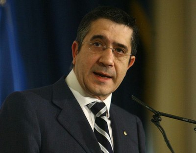 López apuesta por las energías renovables mediante "proyectos estratégicos"