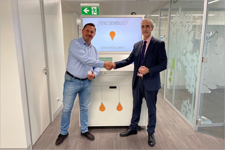 AMBILAMP y BIN-E lanzan prueba piloto de sus contenedores inteligentes en España