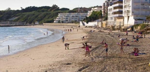 Cádiz se gana 15 banderas negras y 13 puntos negros