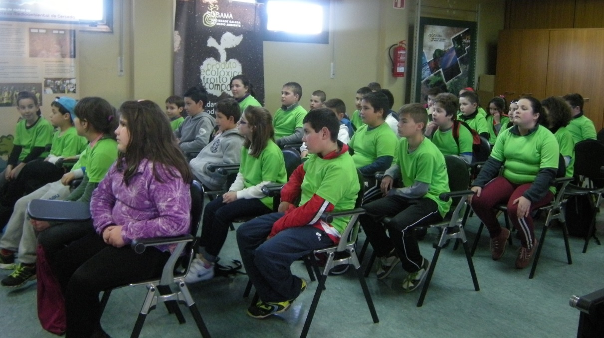 Quinientos escolares gallegos pasaron por el complejo medioambiental de Sogama