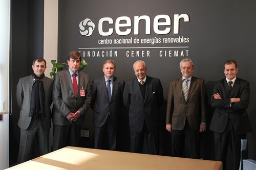 El embajador de Chile en España visita la sede del Cener