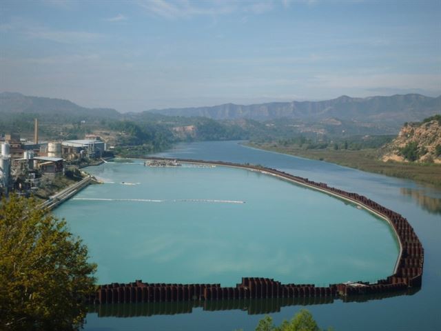 La descontaminación del pantano de Flix será auditada externamente