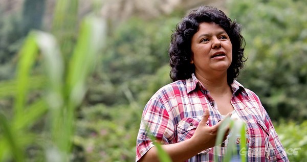 Todo sobre el encuentro de prensa con la hija de Berta Cáceres y con Gustavo Castro