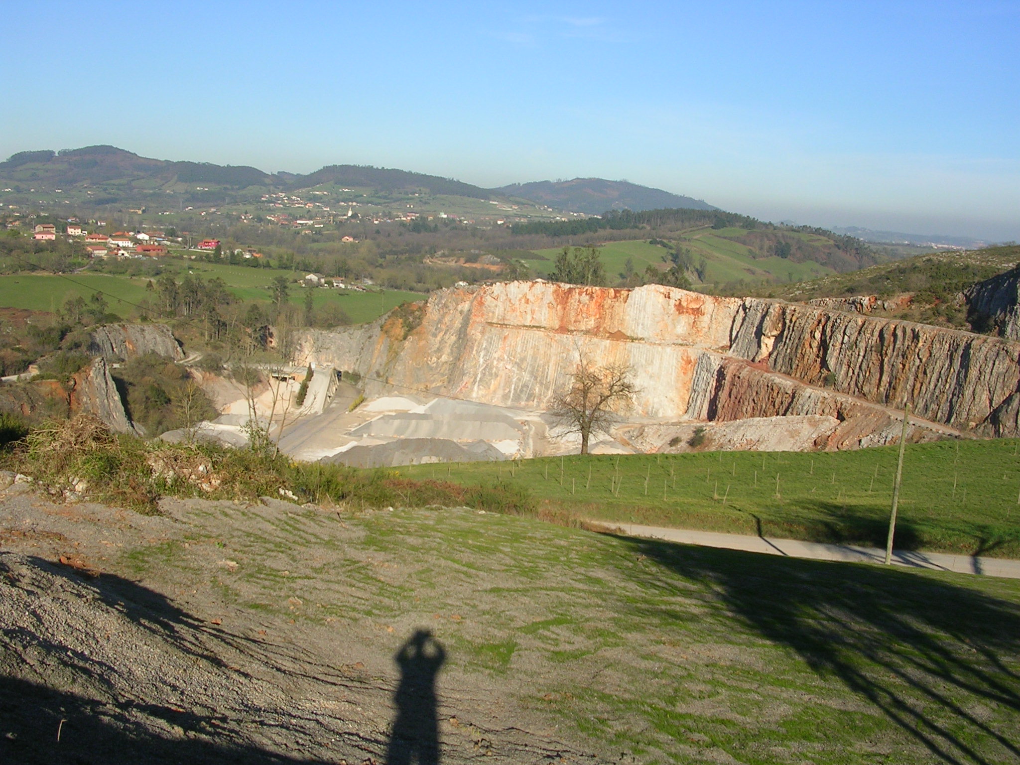Asturias. EL Monte Naranco mas agujerado todavía