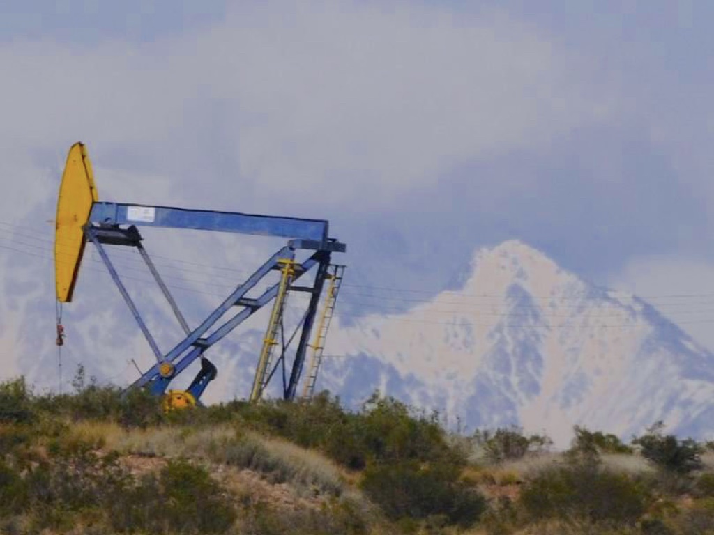 Farn presenta un amparo contra fracking en mendoza