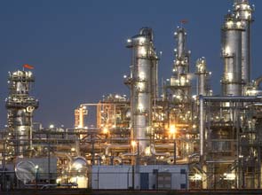 E.P.A. gives final "no" to Texas refinery permits