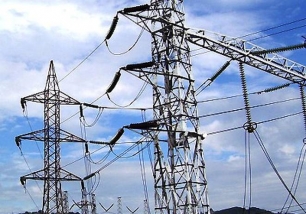 Baleares quiere crear impuestos ambientales sobre emisiones contaminantes y tendidos eléctricos