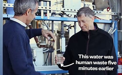 Bill Gates financiará una máquina que transforma desechos humanos en agua potable y electricidad