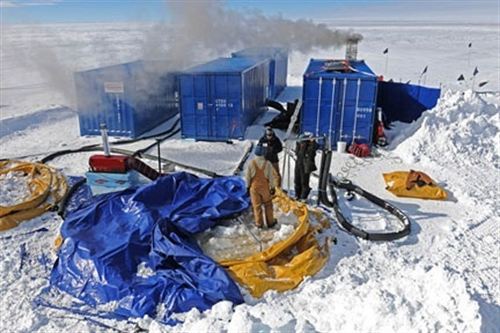 Científicos británicos buscan vida en un lago helado hace más de 500.000 años
