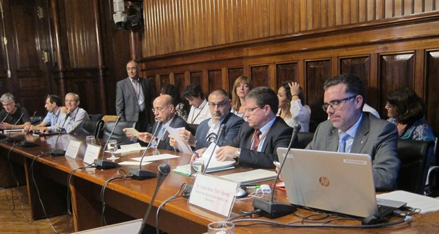 El alcalde de Flix ve "política de mínimos" en la descontaminación del suelo de Ercros