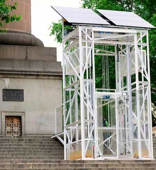 El ascensor que funciona con energía solar y agua