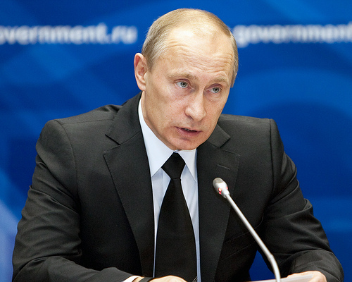 Putin permite la reapertura de una fábrica situada en las orillas del lago más antiguo del mundo