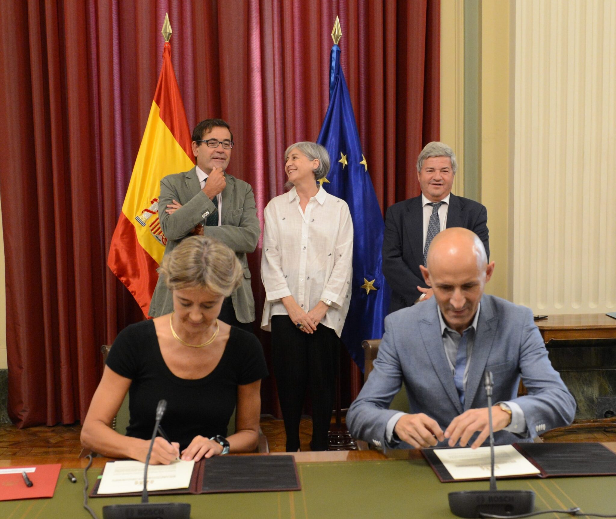 El MAPAMA y la Asociación de Creadores de Moda colaboran en la promoción de los productos alimentarios y el diseño como muestras de identidad de la cultura española