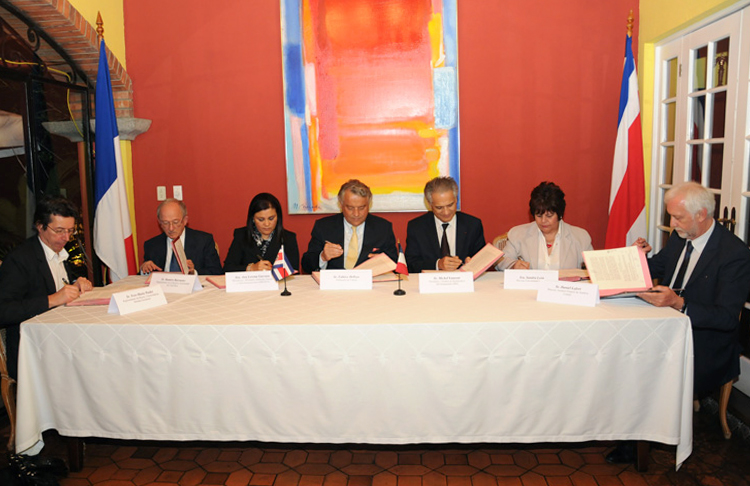 Crean un sistema de información científica sobre los mares y las costas de los países centroamericanos