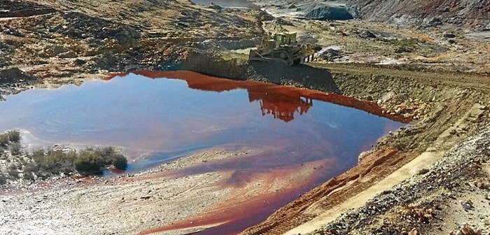 Fiscalía actúa de oficio para investigar el vertido de la mina de la Zarza al Odiel