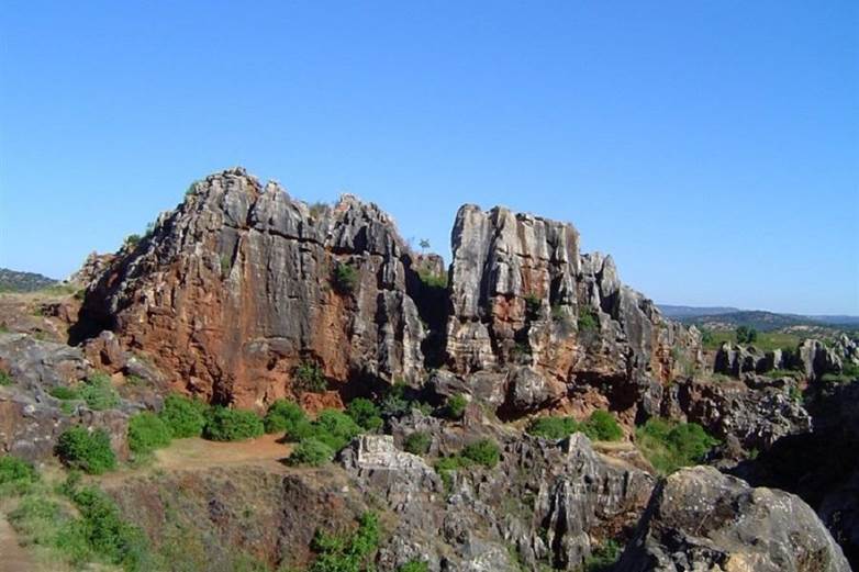 Andalucía impulsa en Fitur el turismo sostenible de sus tres geoparques
