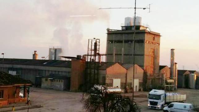 Vecinos Villarrobledo denuncian que les "llueve" ceniza procedente una alcoholera