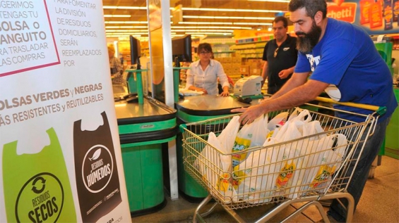 Argentina. Se empieza a reducir el uso de las bolsas de plástico en Córdoba