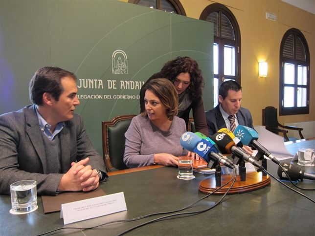 Andalucía subvenciona un proyecto de ahorro energético de Emacsa