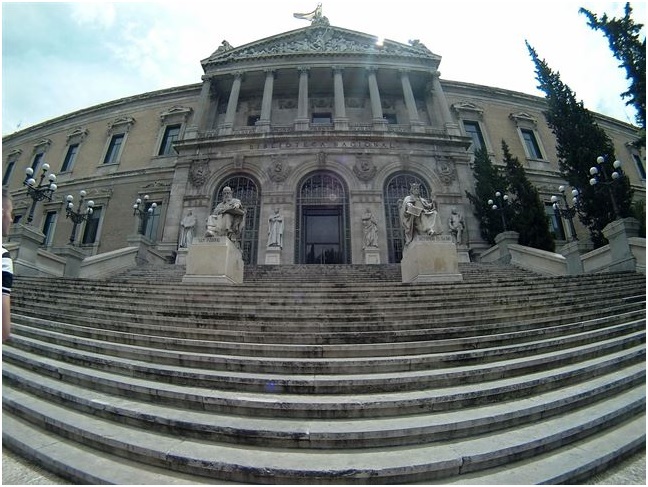 La Biblioteca Nacional solo usara energía renovable