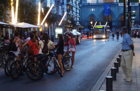 Confirmado el menor uso del coche y mayor uso de la bicicleta en Vitoria-Gasteiz