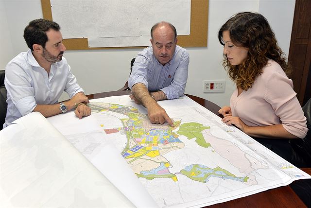 Plan de reforestación forestal en Los Dólmenes