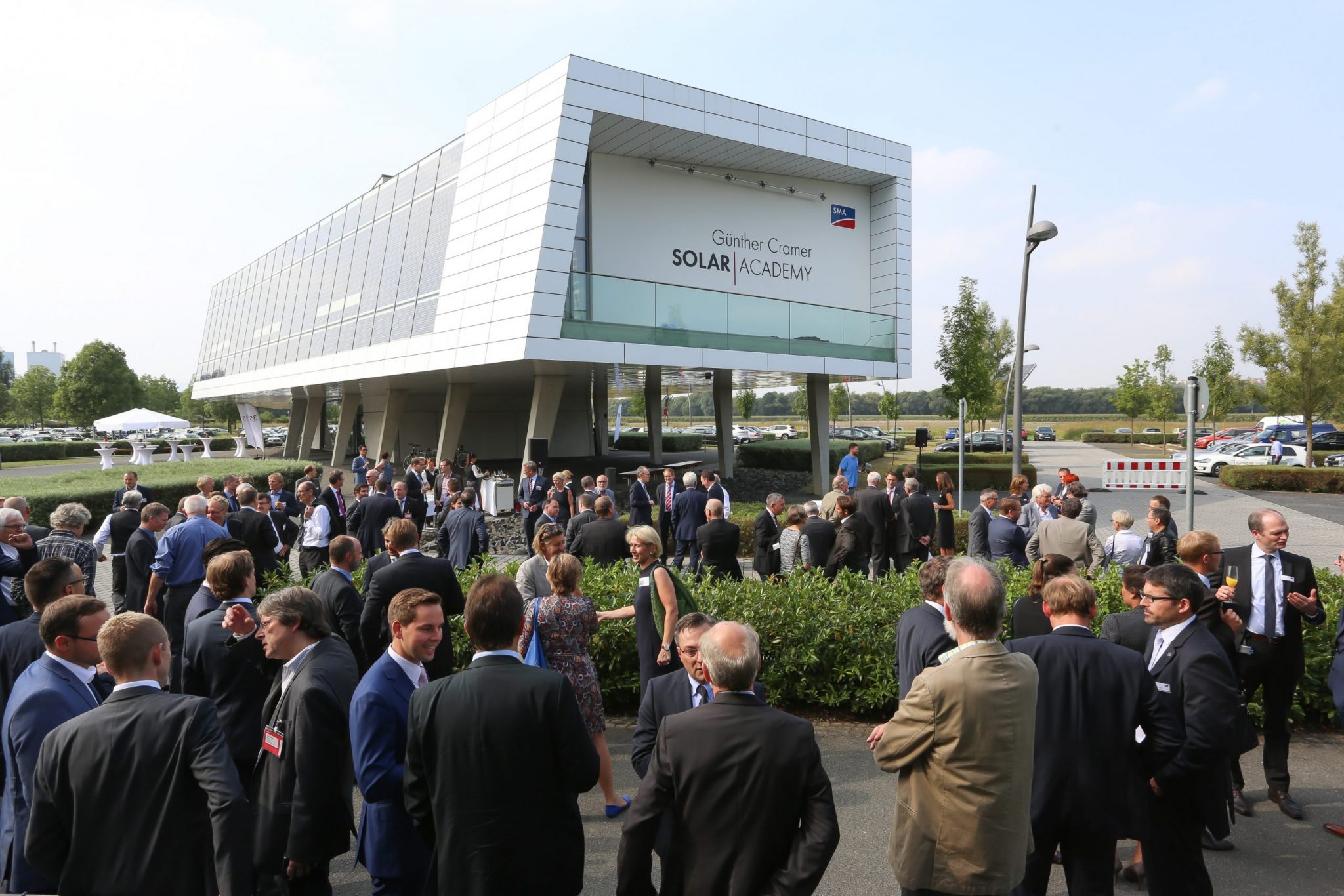SMA celebra su 35 aniversario e inaugura la Günther Cramer Solar Academy