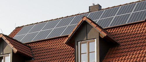 18 expertos internacionales de prestigio elegirán la casa solar más innovadora