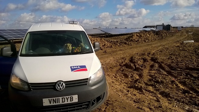 Técnicos de SMA Ibérica dan soporte a SMA UK