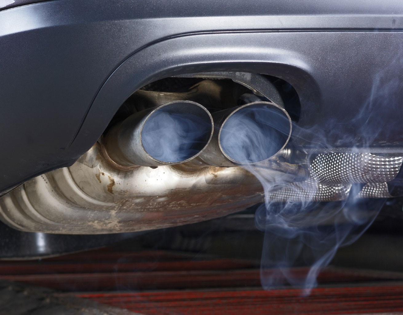 El AMB pide a la UE medidas para reducir las emisiones en la industria del automóvil