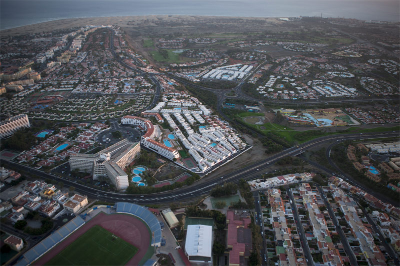 Greenpeace denuncia que las Islas Canarias es la segunda comunidad con menos costa natural en primera línea tras Andalucía
