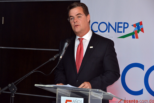 Conep firma acuerdos para promover educación y protección medio ambiente