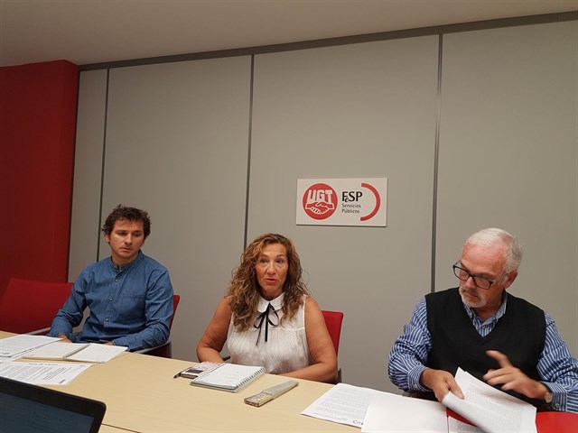 Bomberos exigen ser un cuerpo único y trabajar todo el año para evitar los fuegos