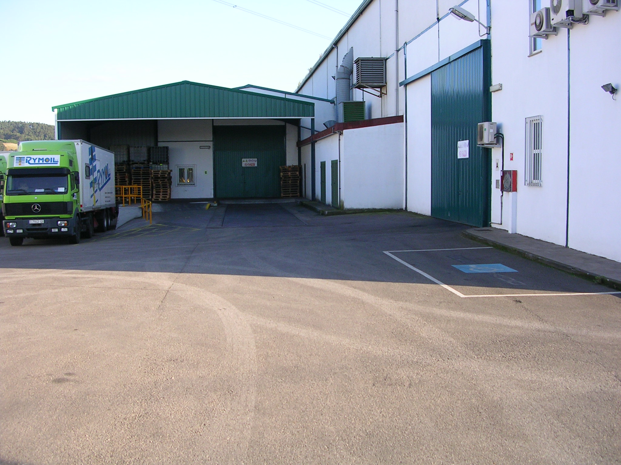 El Principado de Asturias tramita las autorizaciones sin leer las alegaciones