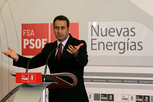 Alonso señala que el Gobierno decidirá la ubicación del cementerio nuclear y que "será seguro"