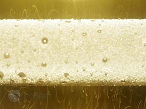 Jumping water droplets carry electrical charge – M.I.T.