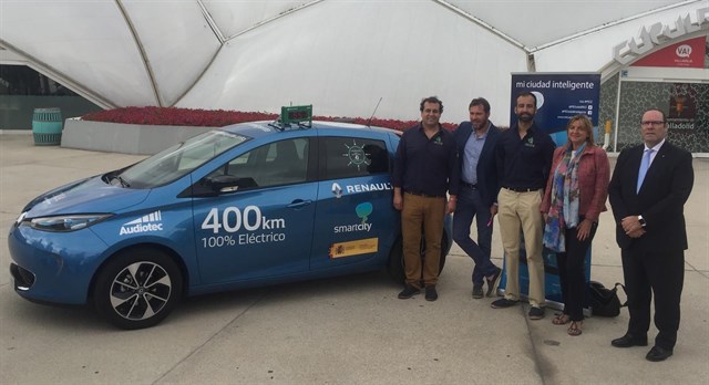 Recorrer 82 ciudades en coche eléctrico para analizar las iniciativas smart city