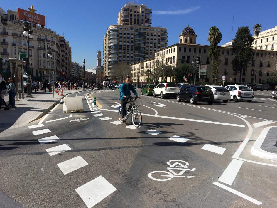 Una marcha en bici parte de València a Cuenca para reclamar la transición a una política de transporte sostenible