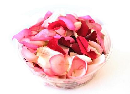 Investigadores de la UMU obtienen fragancias ecológicas de manera sostenible