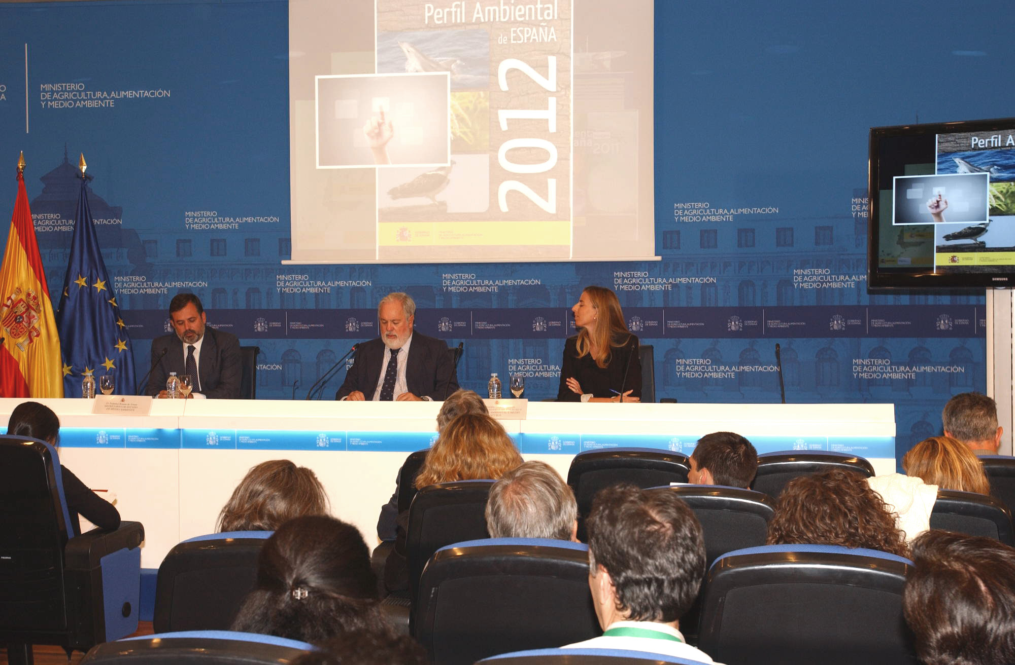 Cañete: ‘Hacer política medioambiental es trabajar para preservar recursos’