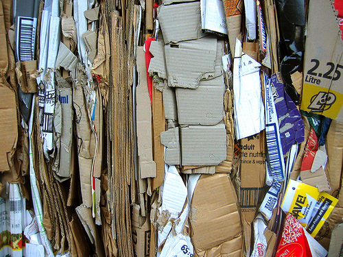 Promedio pone en marcha un nuevo servicio con el que prevé recoger más de 1.000 toneladas de papel y cartón usado