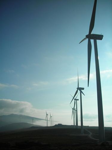 Adelante con la ley eólica de Cantabria