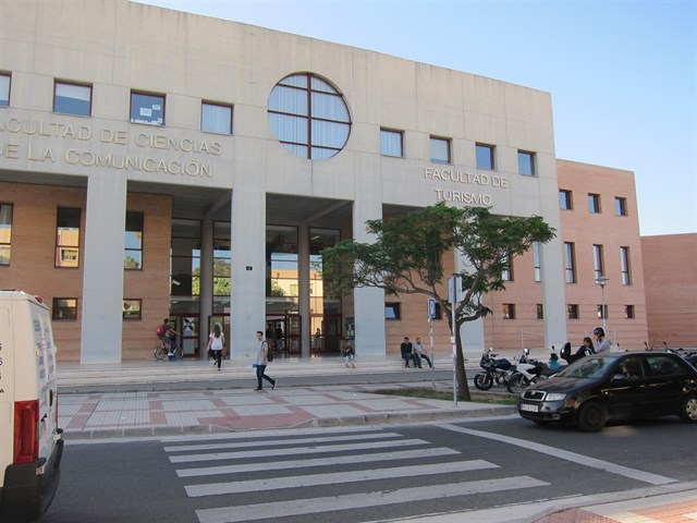 Cederán cinco vehículos eléctricos a la UMA para analizar la movilidad en la comunidad universitaria malagueña