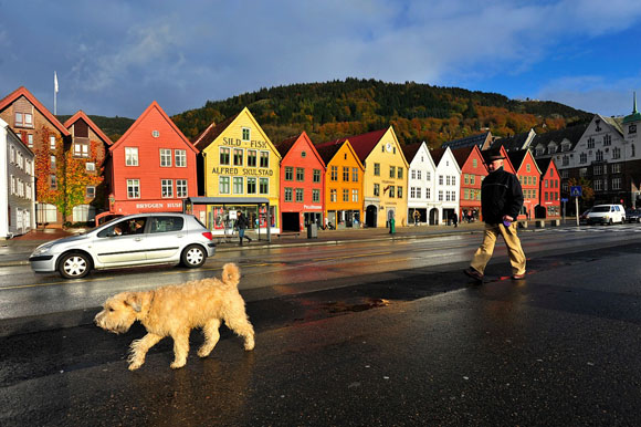 Noruega fomentará la movilidad a pie de sus ciudadanos