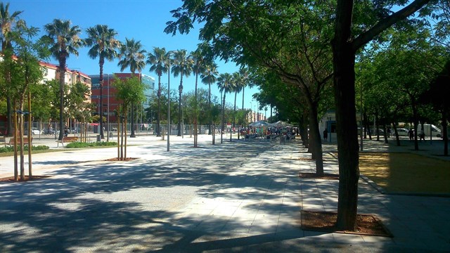 Sevilla estrena nueva zona ajardinada con más árboles