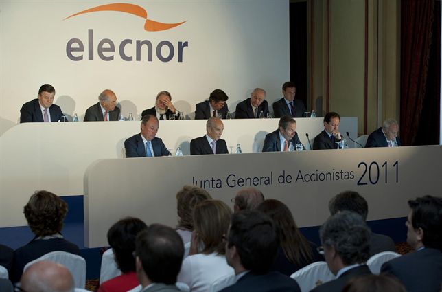 El Supremo añade a Elecnor y a decenas de fotovoltaicos a los recursos