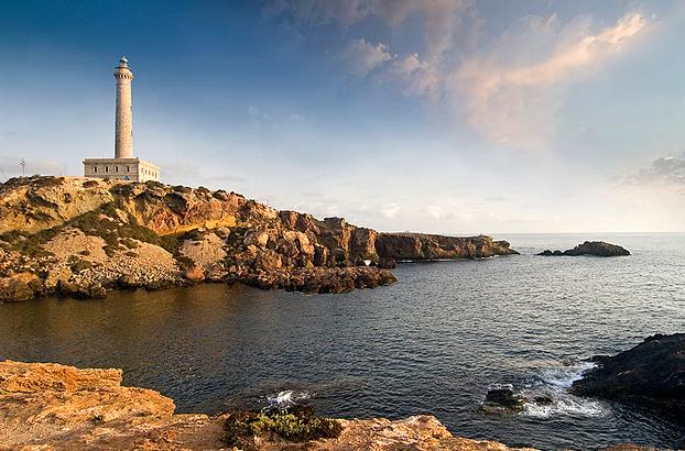 Medio Ambiente y la Comunidad prorrogan su colaboración en la Reserva Marina de Cabo de Palos-Islas Hormigas