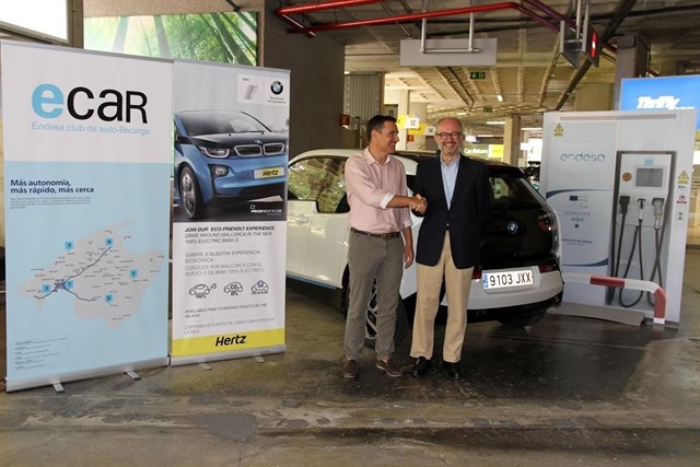 Endesa y Proa Rent a Car promocionan el uso del vehículo eléctrico en el turismo
