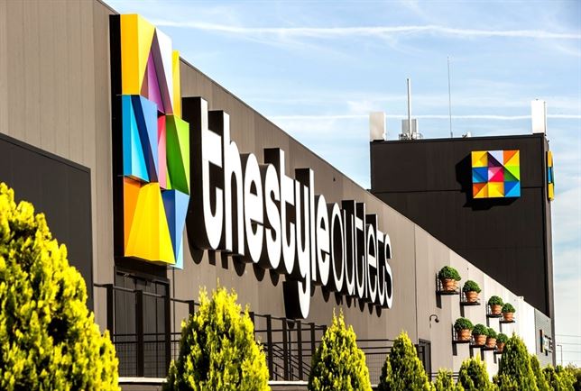 Energía renovable para los centros comerciales del grupo Neinver en España