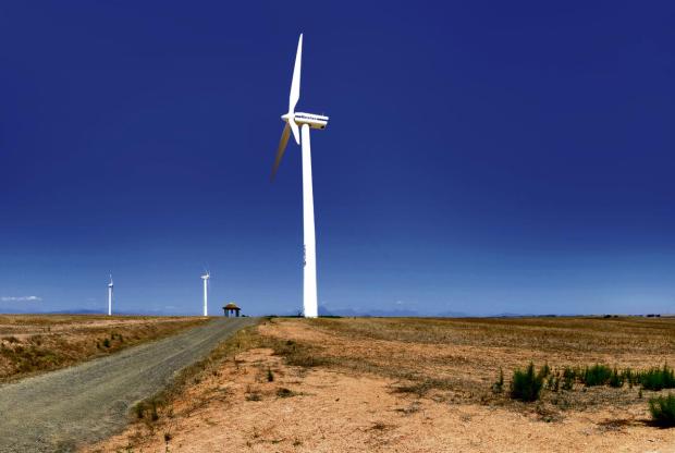 Canarias exporta energías renovables a África